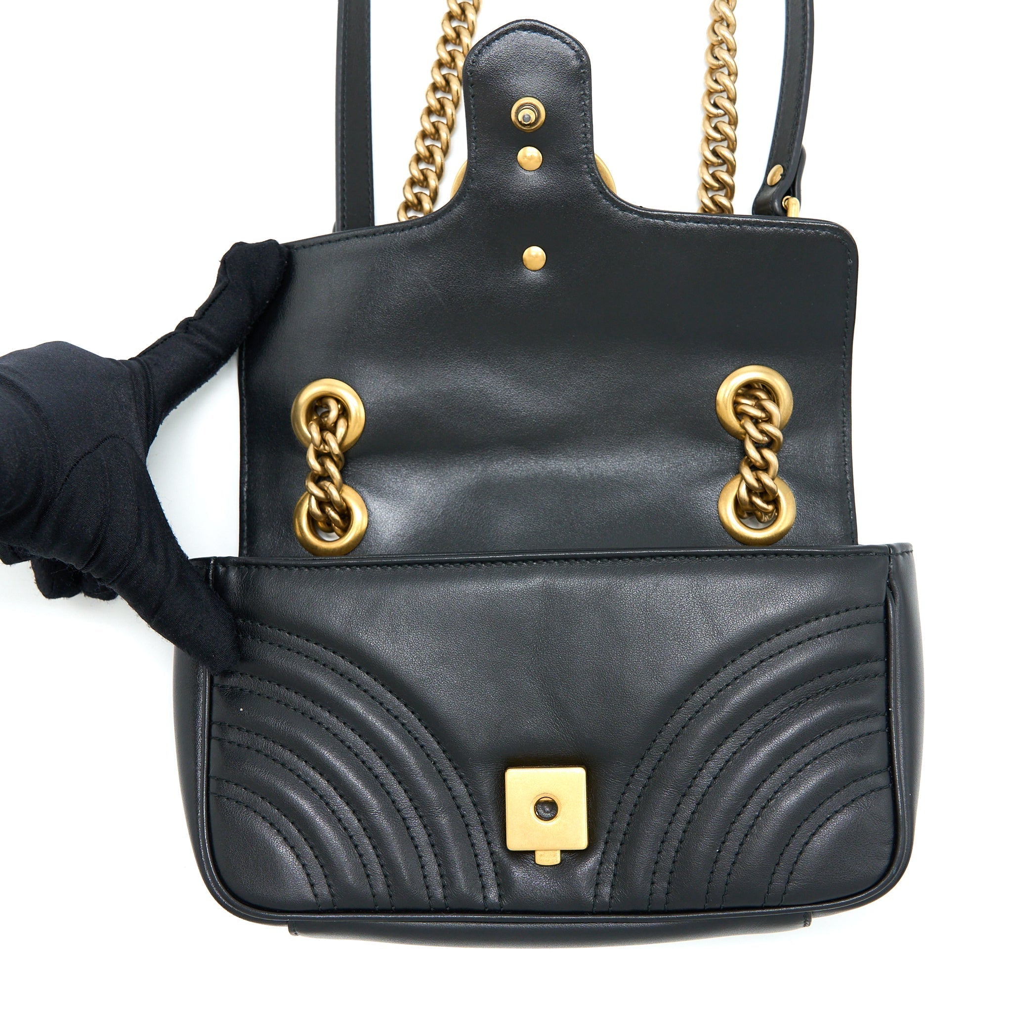 gucci-small-marmont-shoulder-bag-calfskin-black-ghw