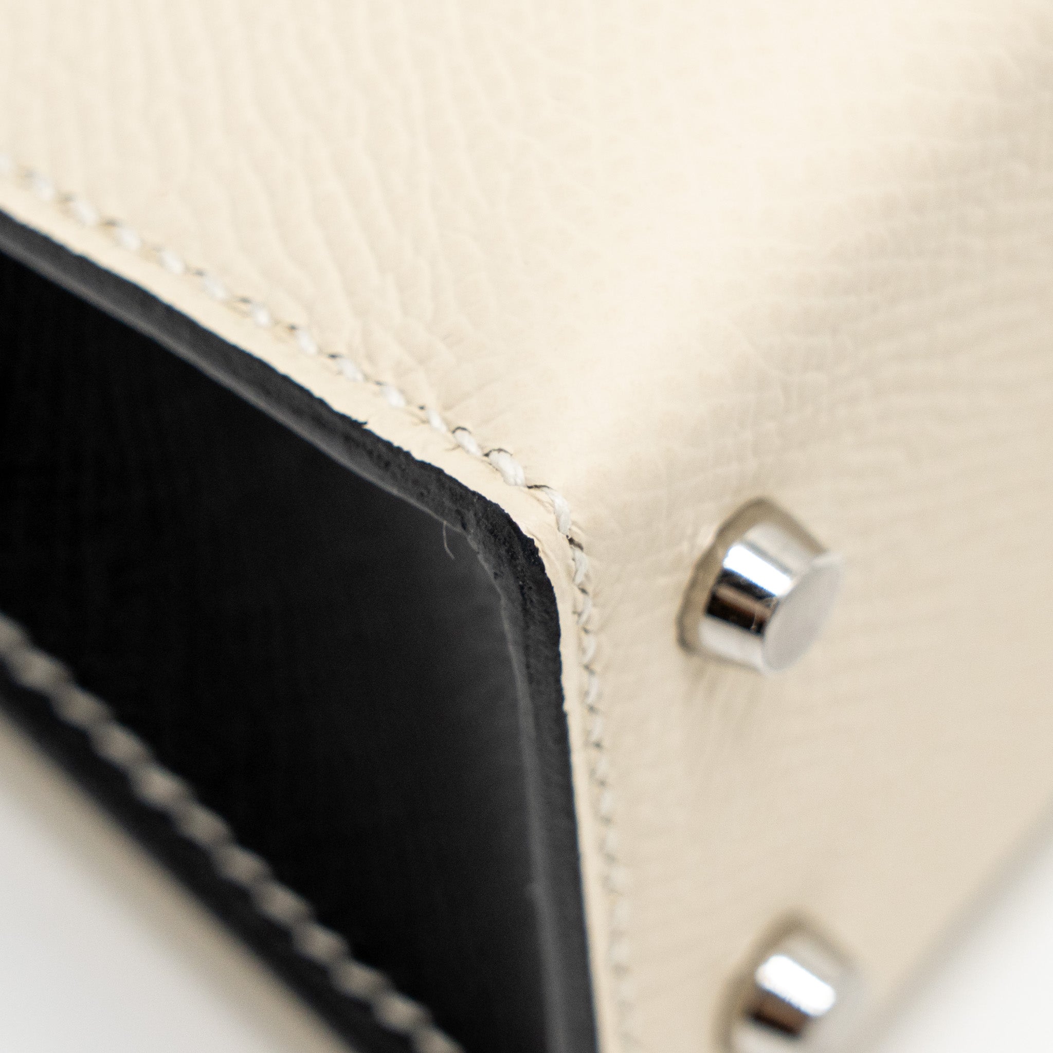 hermes-mini-kelly-ii-epsom-nata-black-shw-stamp-w