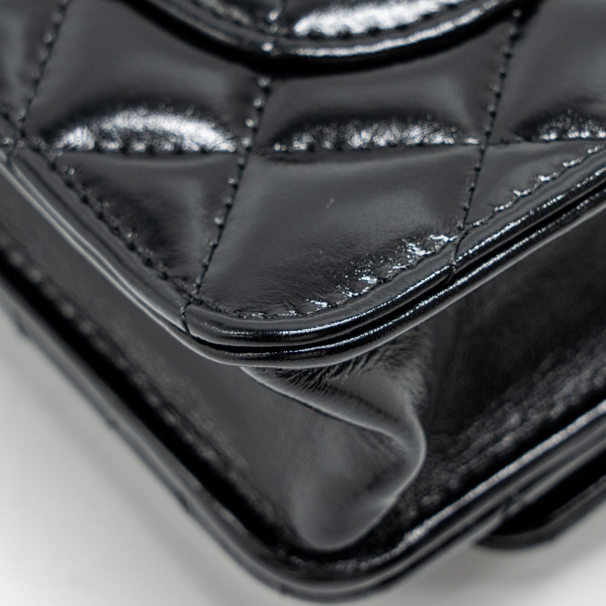 chanel-24a-wallet-on-chain-shiny-calfskin-black-ghw-microchip-copy