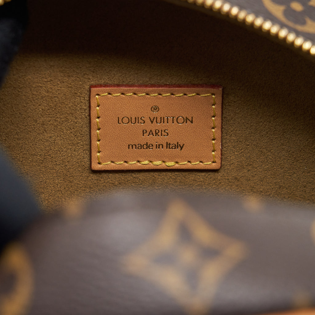 louis-vuitton-boite-chapeau-souple-mm-monogram-canvas-ghw-year-2018