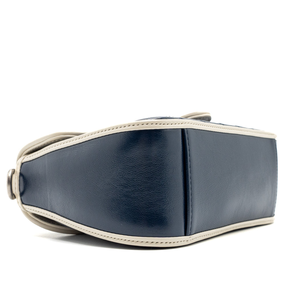 gucci-gg-marmont-top-handle-bag-calfskin-navy-white-shw