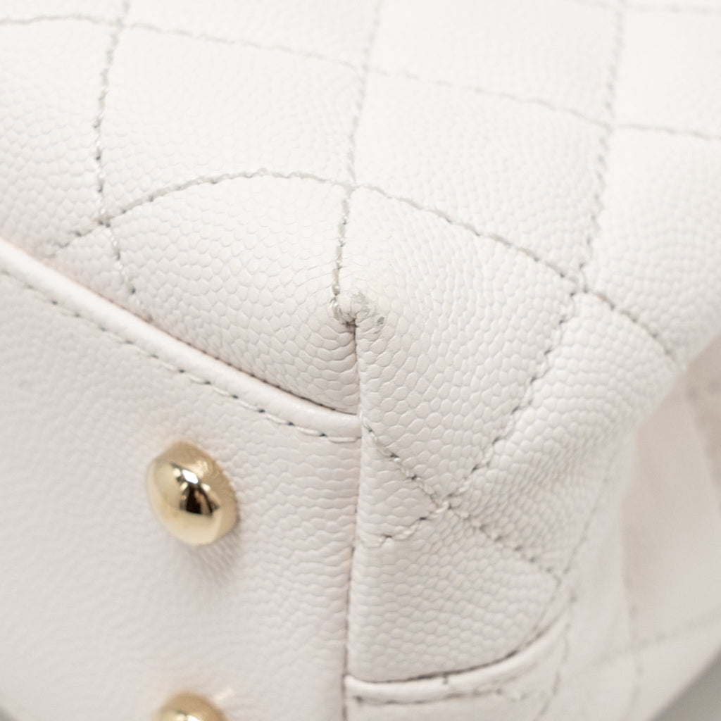 chanel-small-coco-handle-caviar-white-lghw-microchip-5