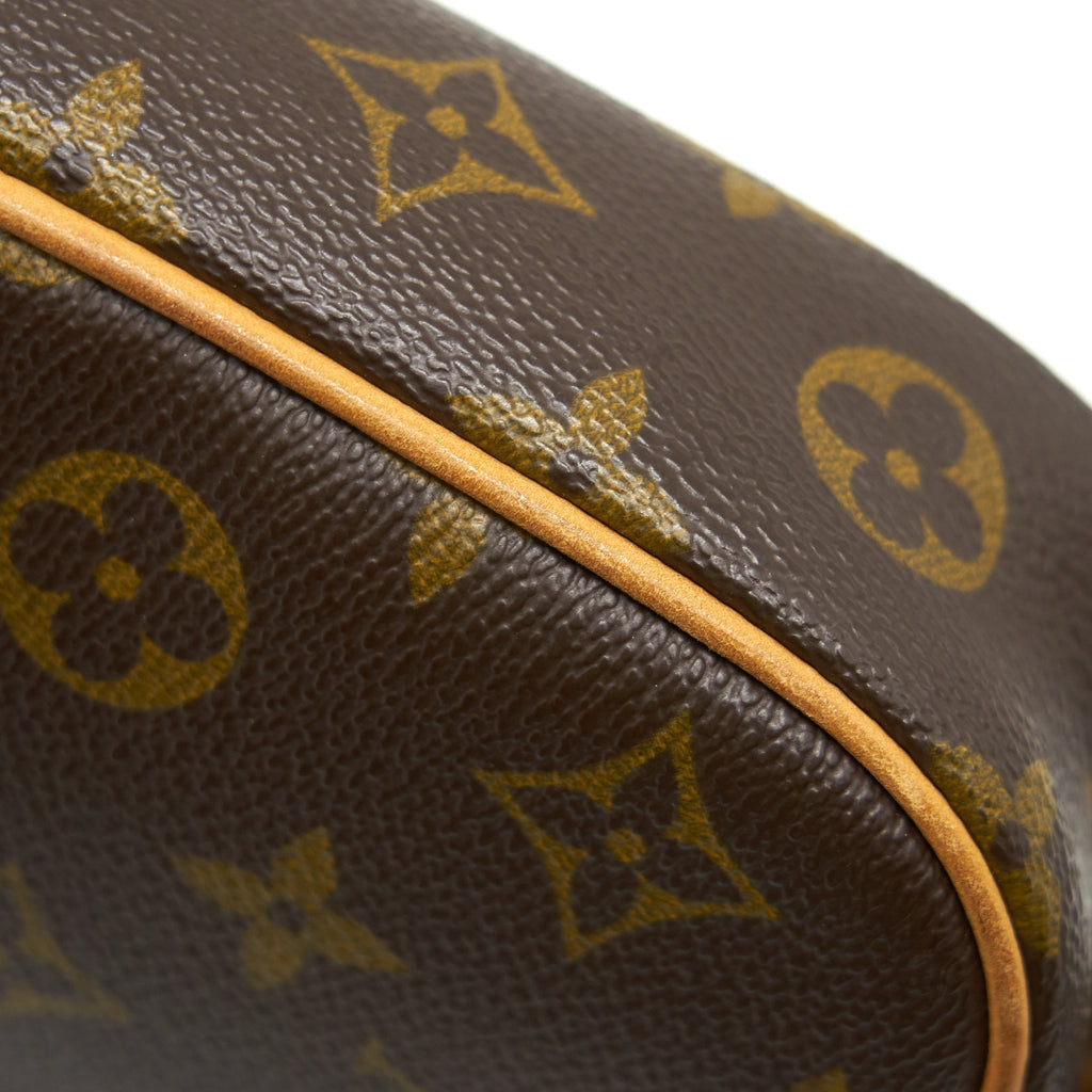 louis-vuitton-vintage-pochette-gange-crossbody-bum-bag-1