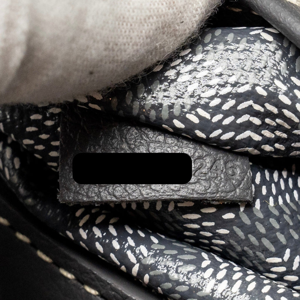 goyard-rouette-souple-pm-bag-goyardline-canvas-calfskin-grey-shw
