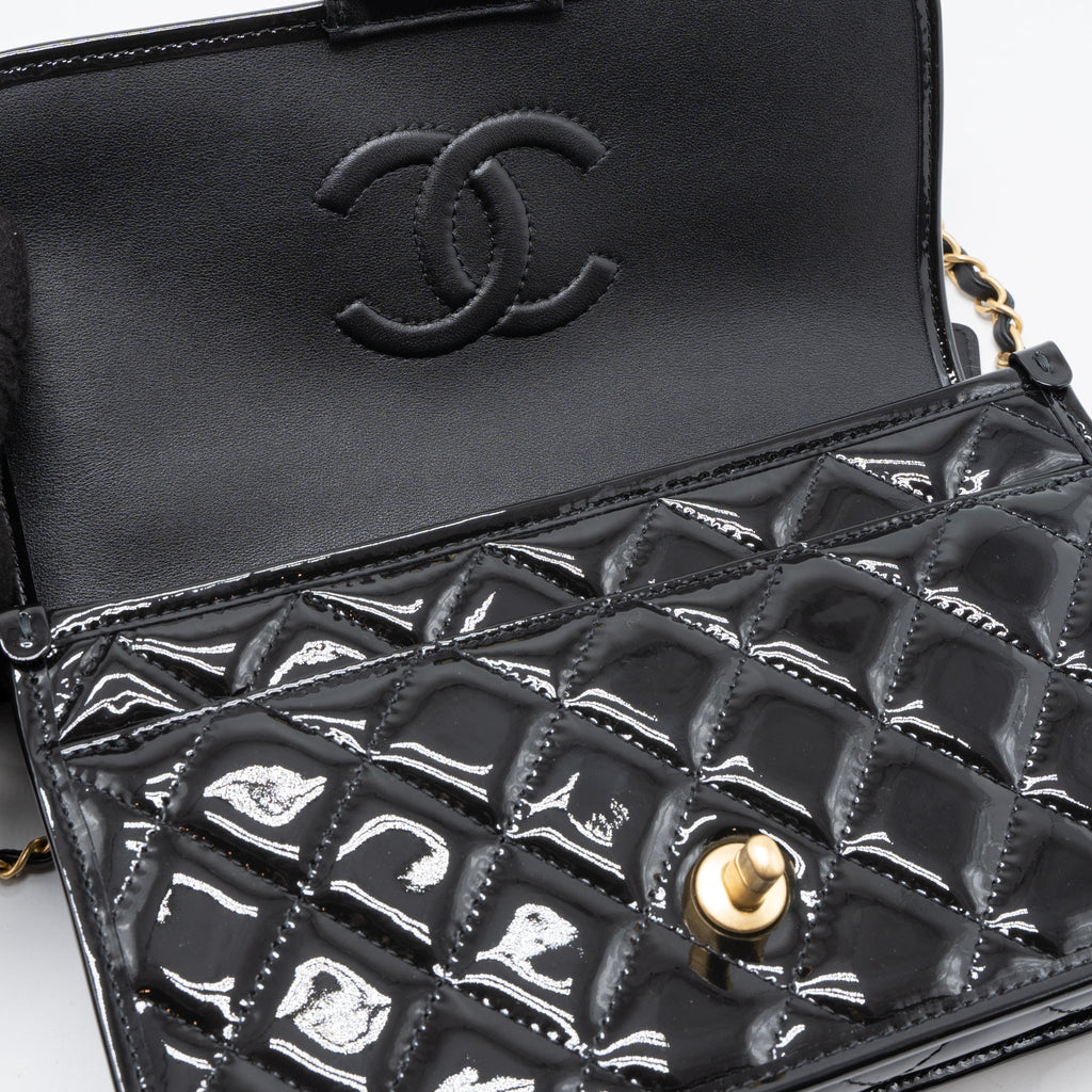 chanel-22k-top-handle-messenger-bag-patent-black-brushed-ghw-microchip