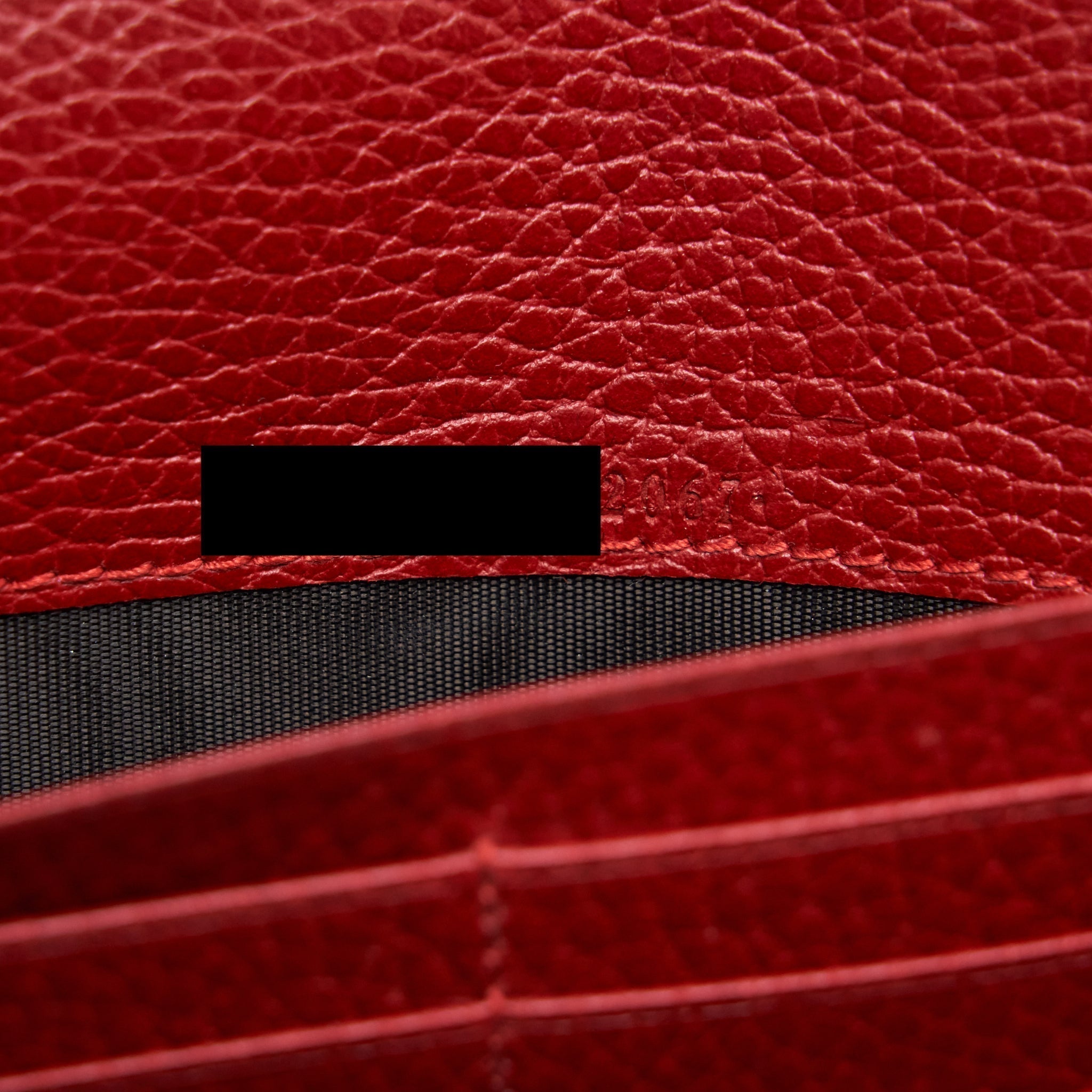 gucci-dionysus-chain-wallet-red-gold-sliver-hardware