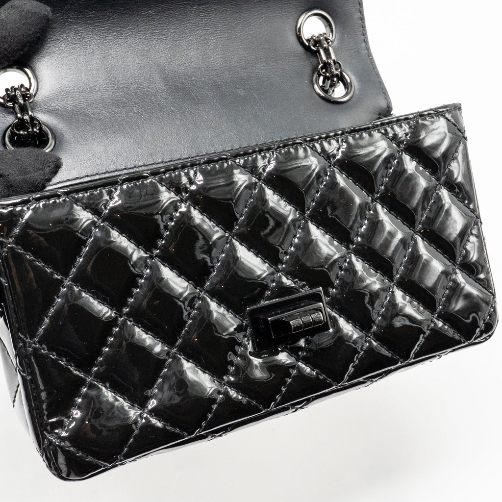 chanel-mini-2-55-reissue-patent-so-black-copy