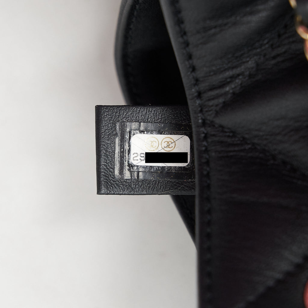 chanel-drawstring-bucket-bag-quilted-lambskin-black-lghw