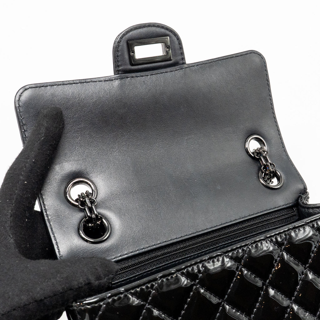 chanel-mini-2-55-reissue-patent-so-black-copy
