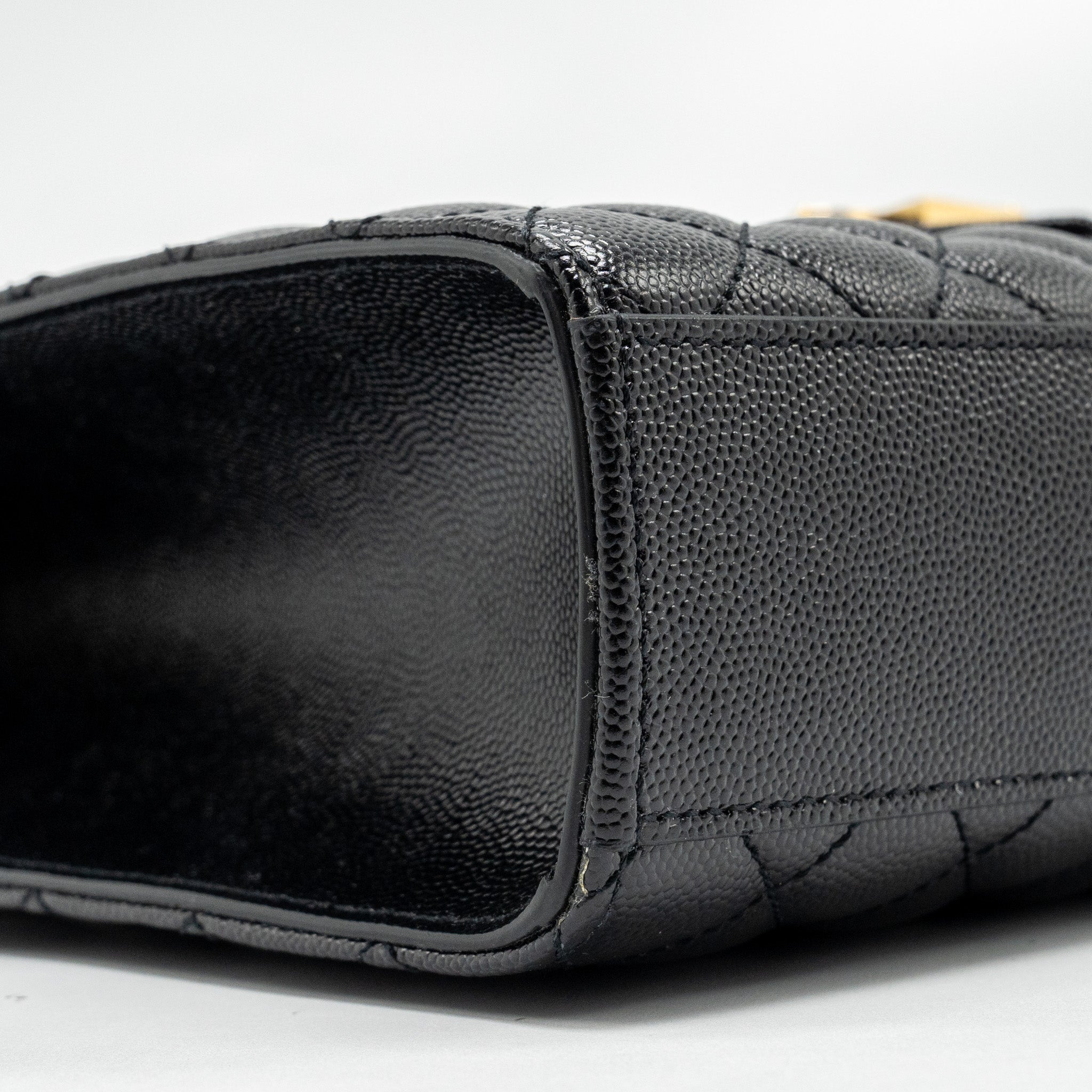 saint-laurent-large-envelope-bag-calfskin-black-ghw