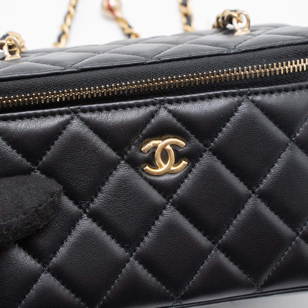 chanel-23c-pearl-crush-long-vanity-lambskin-black-brushed-ghw-microchip
