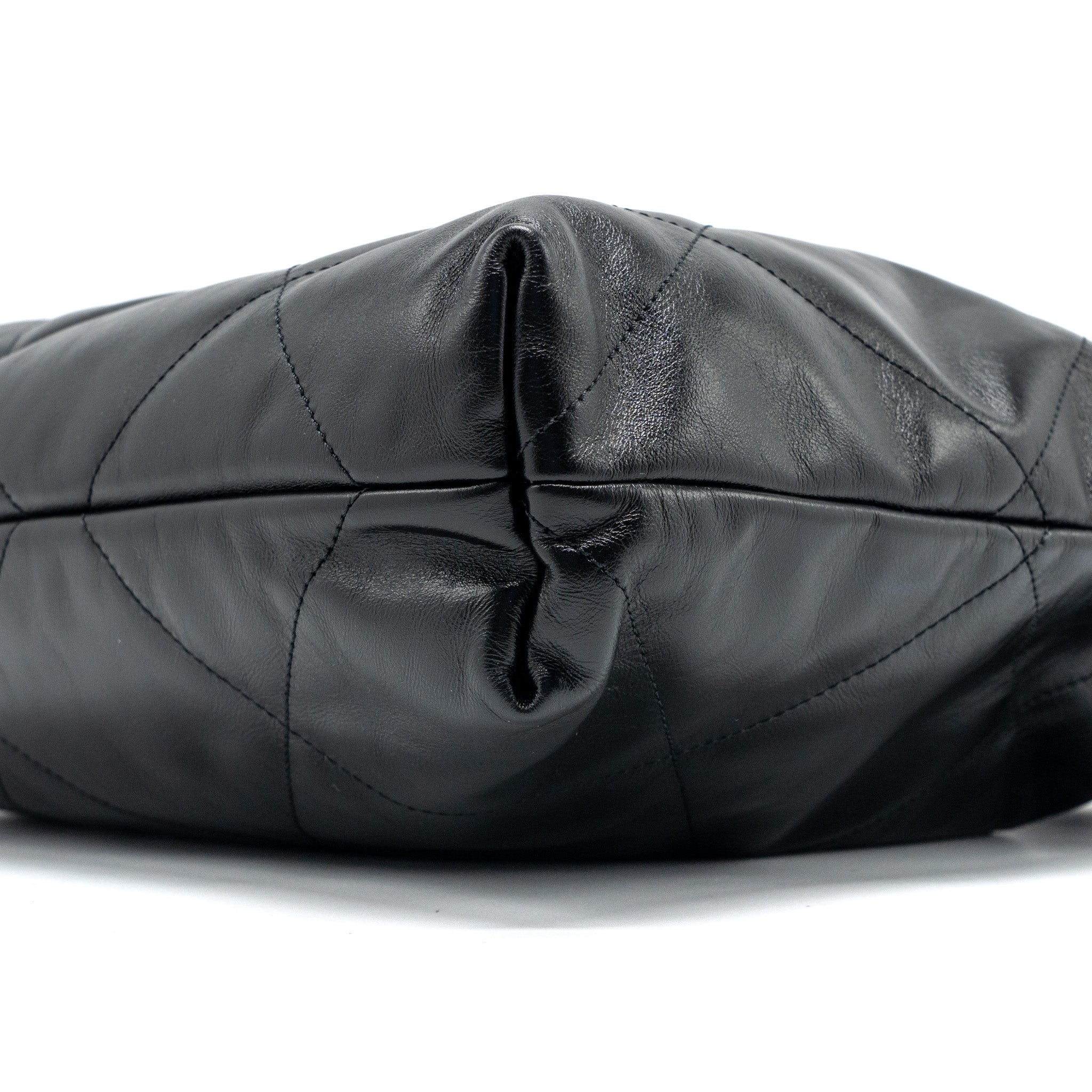 chanel-medium-22-bag-shiny-calfskin-black-ghw-microchip-2