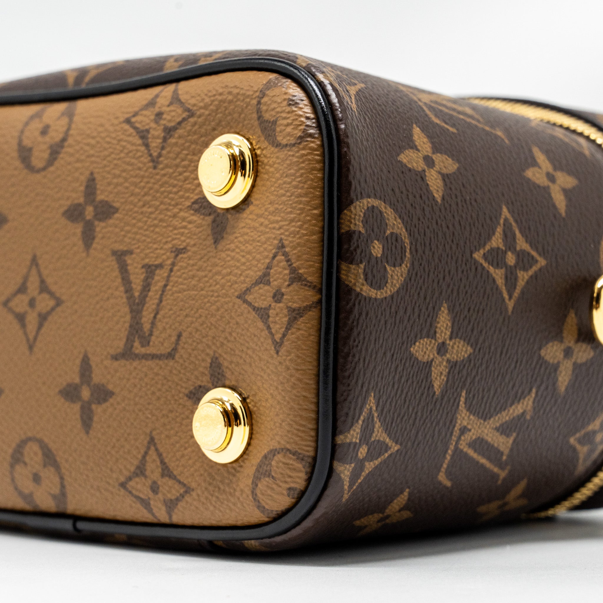 louis-vuitton-vanity-case-pm-monogram-reverse-canvas-ghw