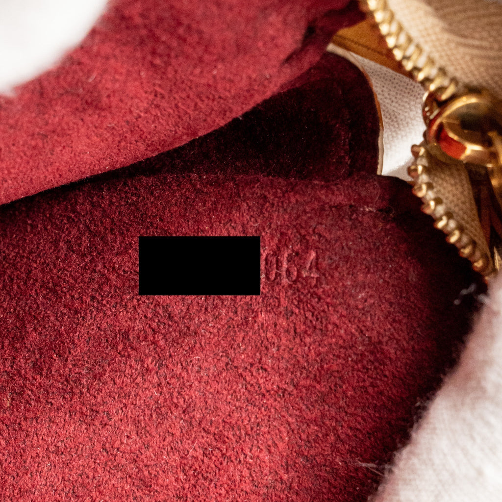 louis-vuitton-takashi-murakami-pochette-accessories-monogram-white-multicolour-ghw