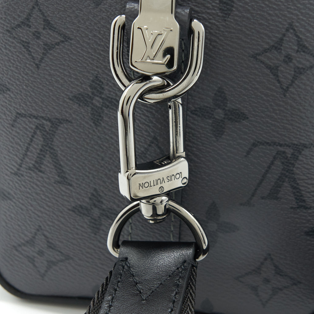 louis-vuitton-city-keeepall-27cm-monogram-eclipse-and-monogram-eclipse-reverse