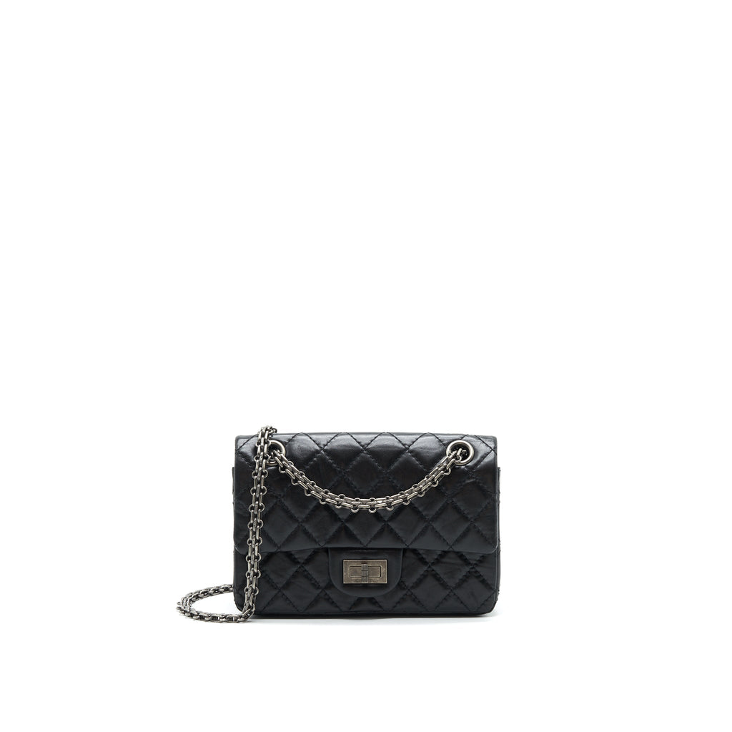 chanel-mini-2-55-reissue-flap-bag-black-with-ruthenium-hardware