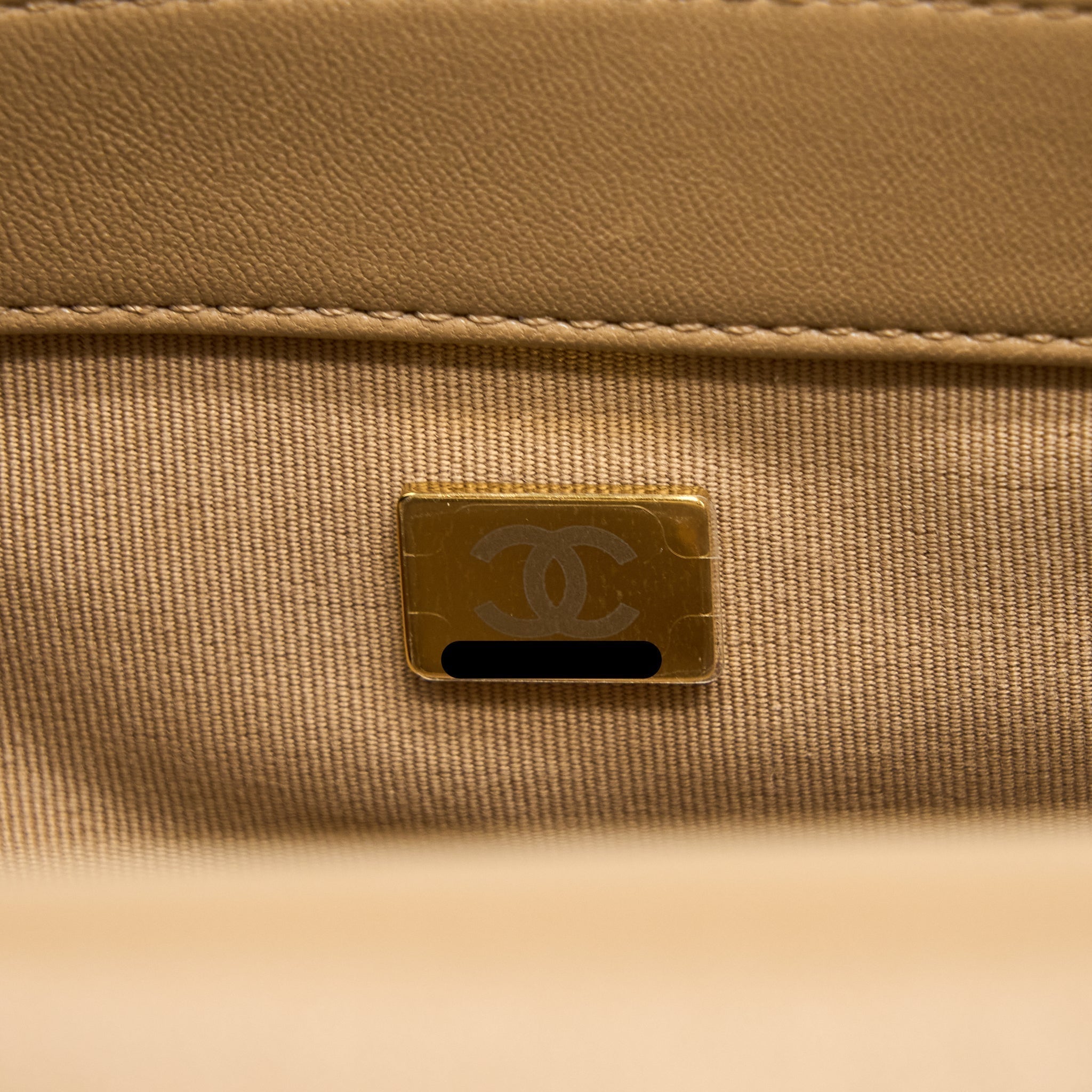 chanel-22b-small-19-bag-lambskin-beige-multicolor-hardware-microchip