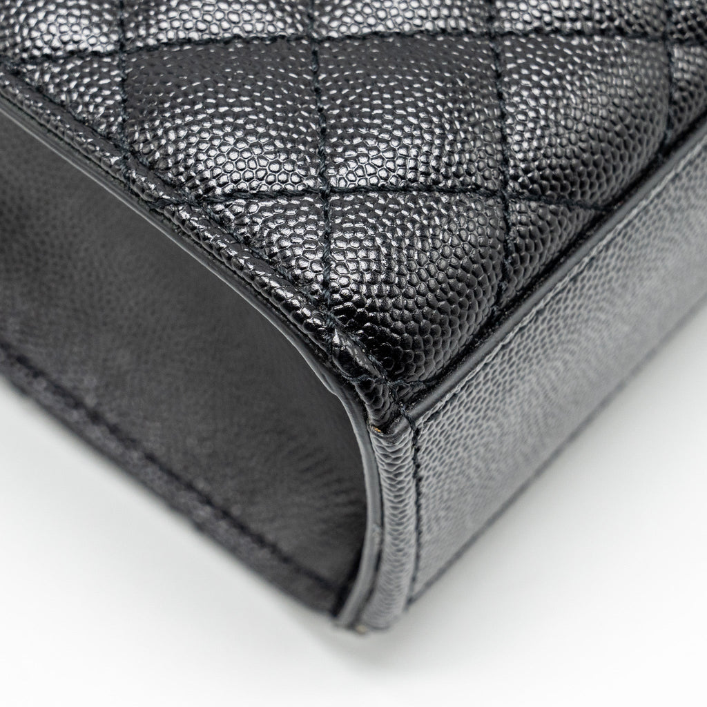 saint-laurent-large-envelope-bag-calfskin-black-ghw