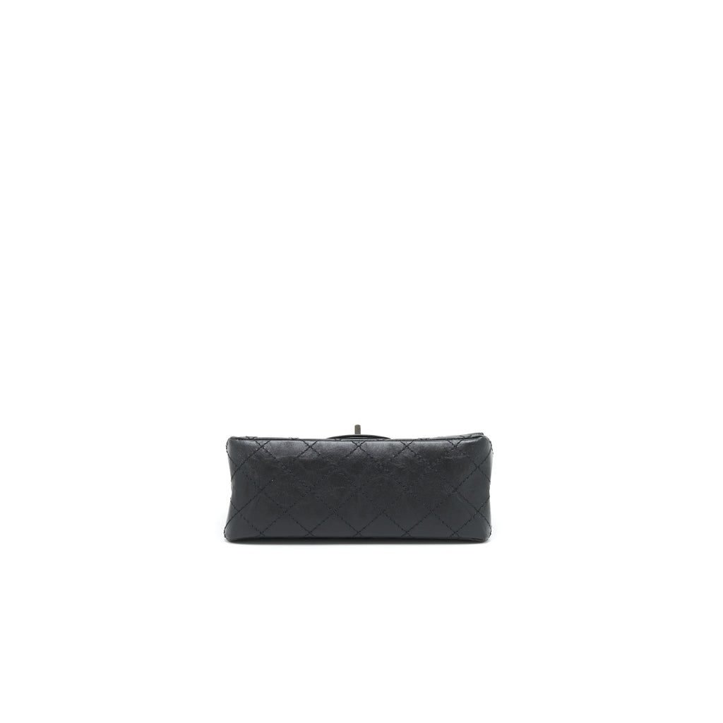 chanel-mini-2-55-reissue-flap-bag-black-with-ruthenium-hardware