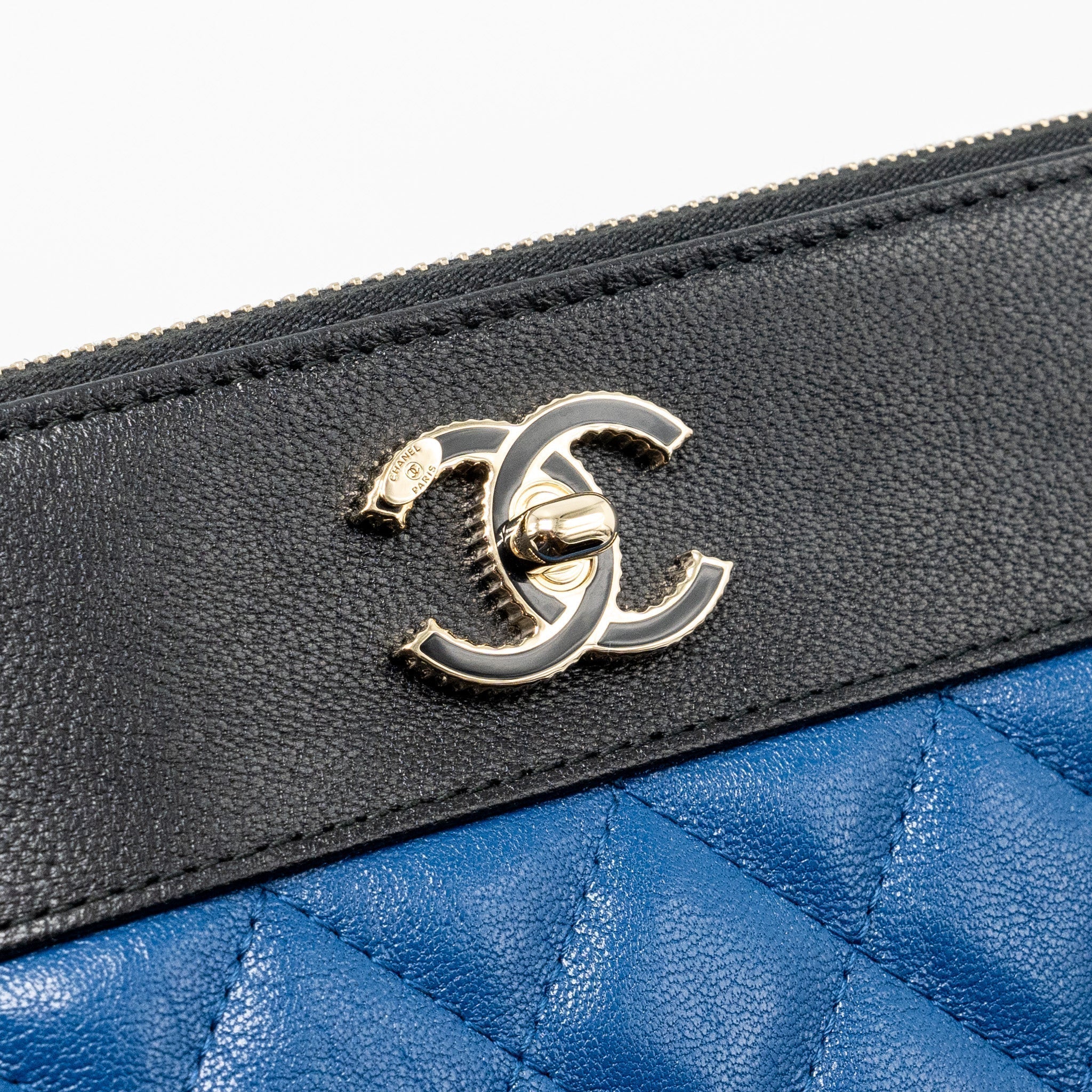 chanel-cc-logo-quilted-zip-pouch-clutch-lambskin-black-blue-ghw