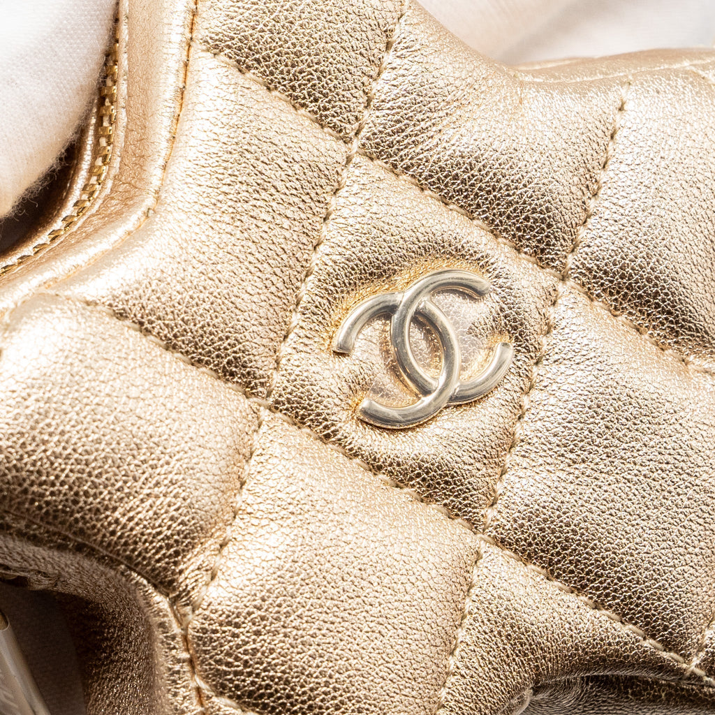 chanel-24c-backpack-with-star-patent-gold-lghw-microchip-1