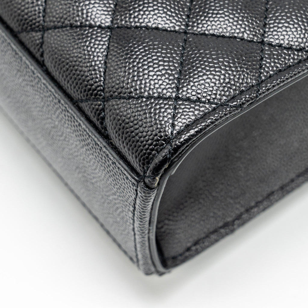 saint-laurent-large-envelope-bag-calfskin-black-ghw
