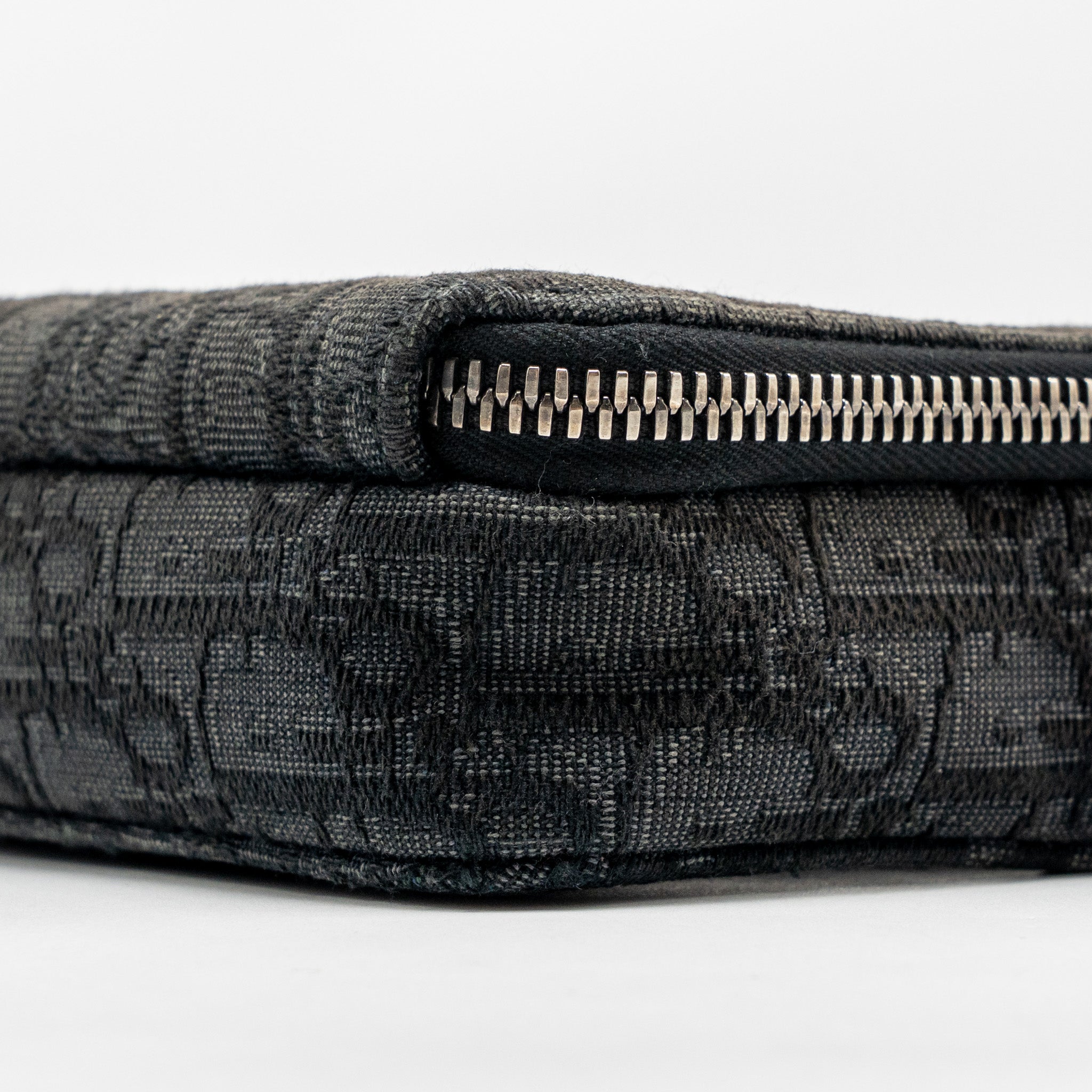 dior-wallet-on-strap-oblique-canvas-leather-black-shw