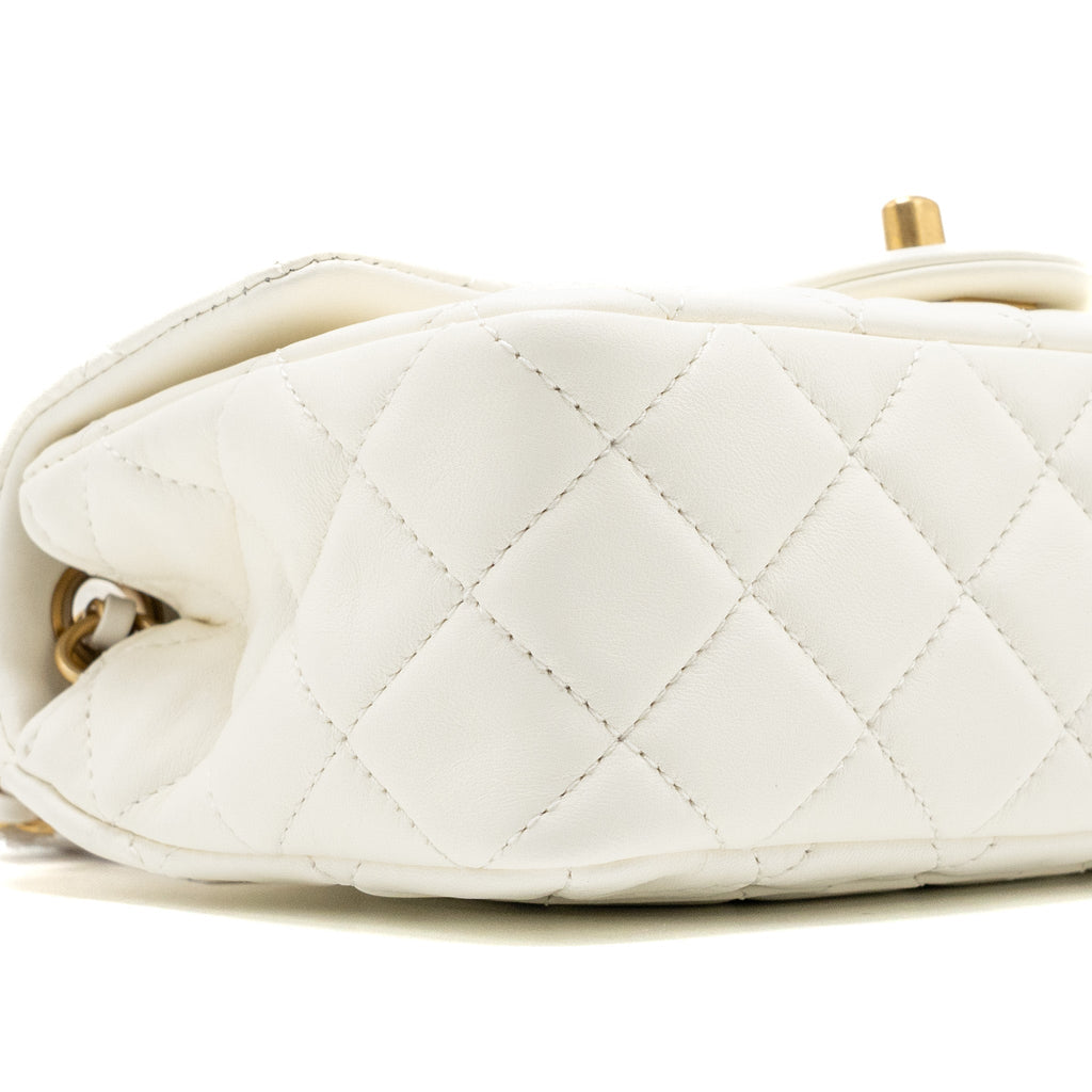 chanel-22c-pearl-crush-mini-rectangular-flap-bag-lambskin-white-ghw-microchip