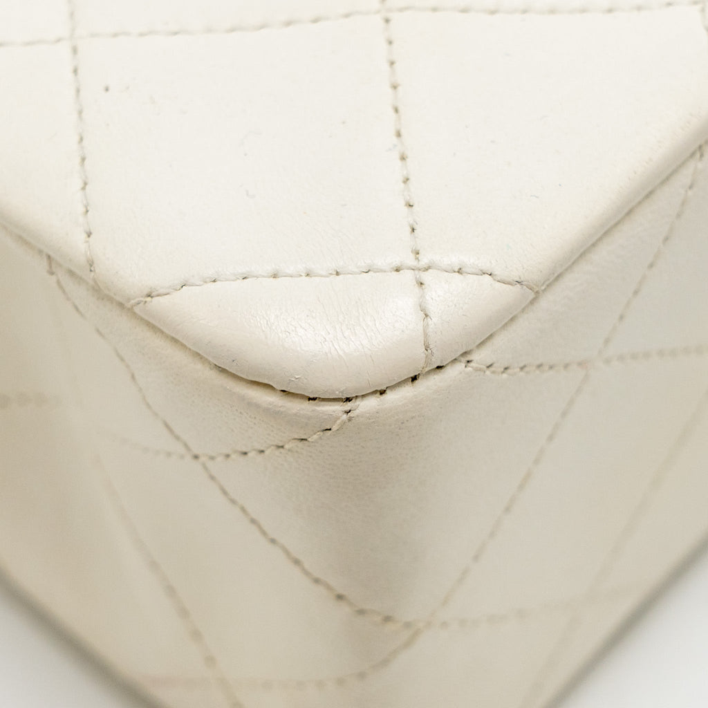 chanel-vintage-small-classic-double-flap-bag-lambskin-white-ghw