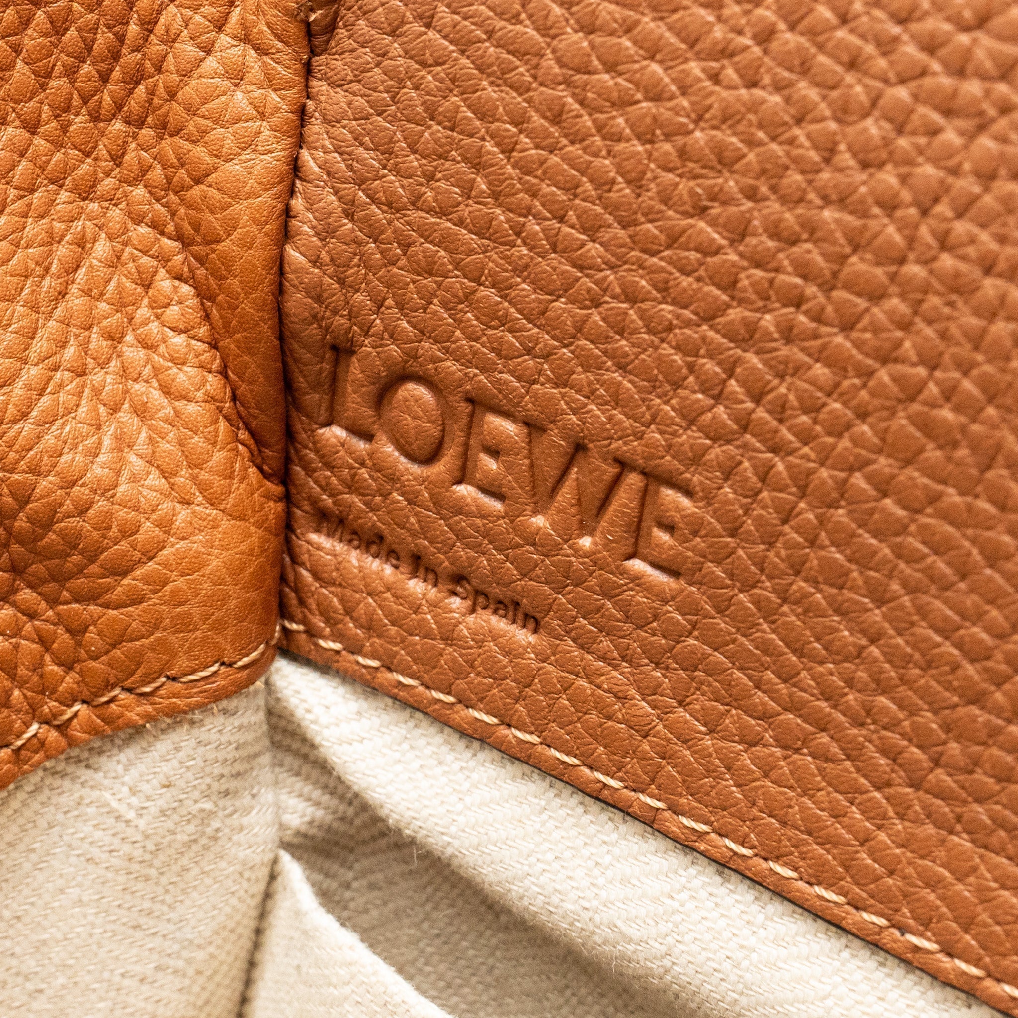 loewe-x-william-de-morgan-mini-hammock-floral-embroidered-shoulder-bag-calfskin-tan-multicolour-ghw