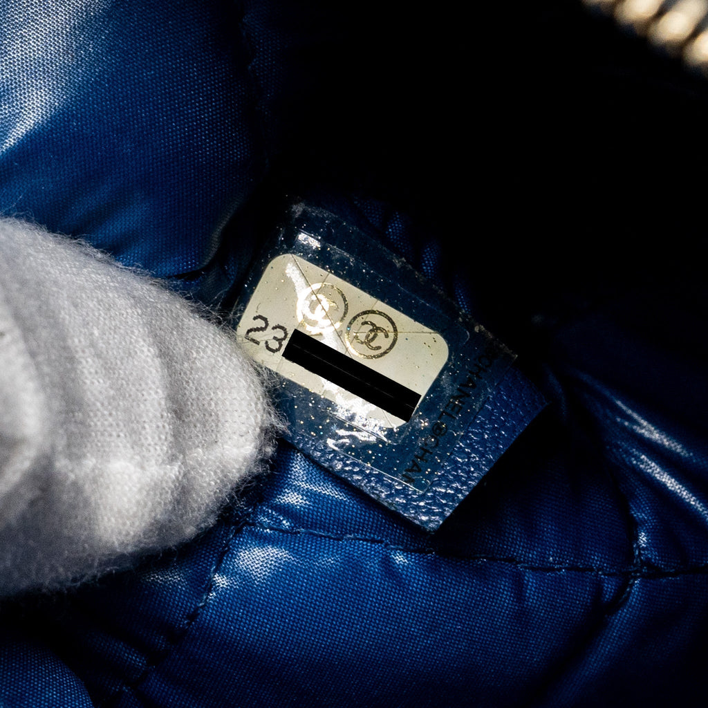 chanel-cc-logo-quilted-zip-pouch-clutch-lambskin-black-blue-ghw