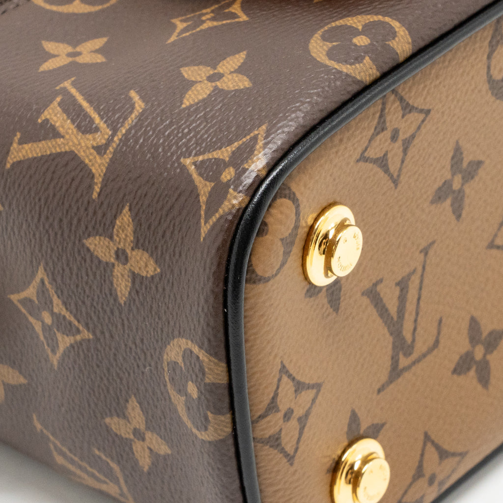 louis-vuitton-vanity-pm-monogram-canvas-ghw-4