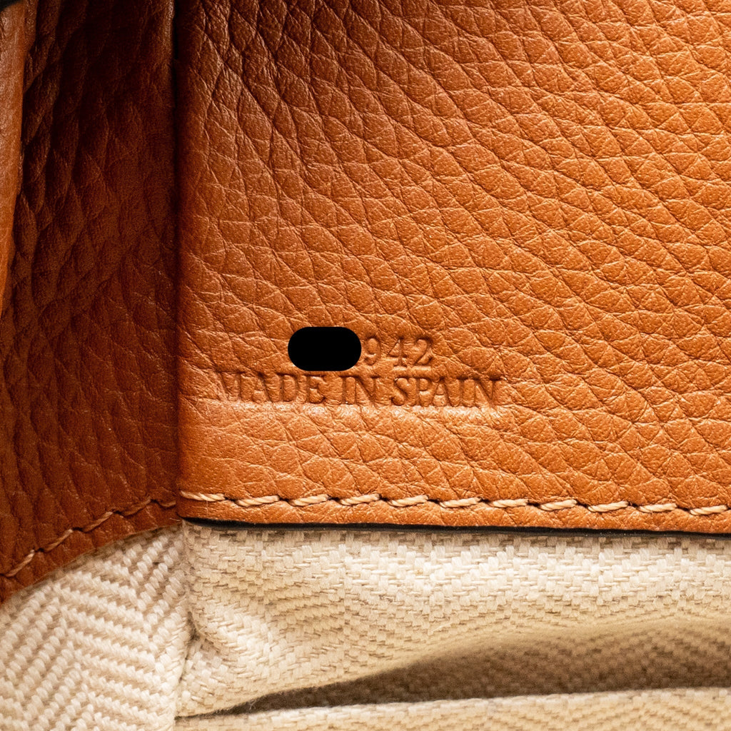 loewe-x-william-de-morgan-mini-hammock-floral-embroidered-shoulder-bag-calfskin-tan-multicolour-ghw