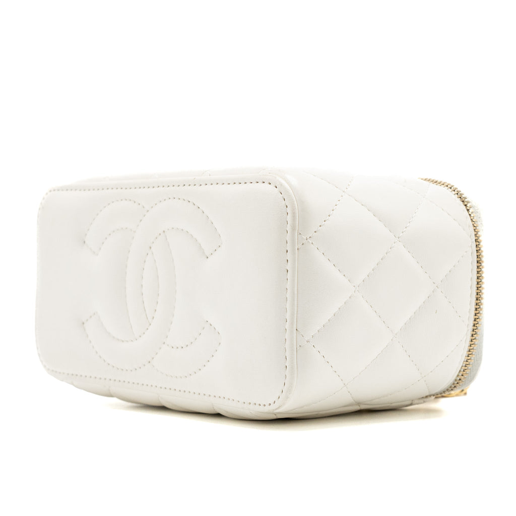 chanel-letter-cc-logo-chain-long-vanity-case-lambskin-whit-ghwmicrochip
