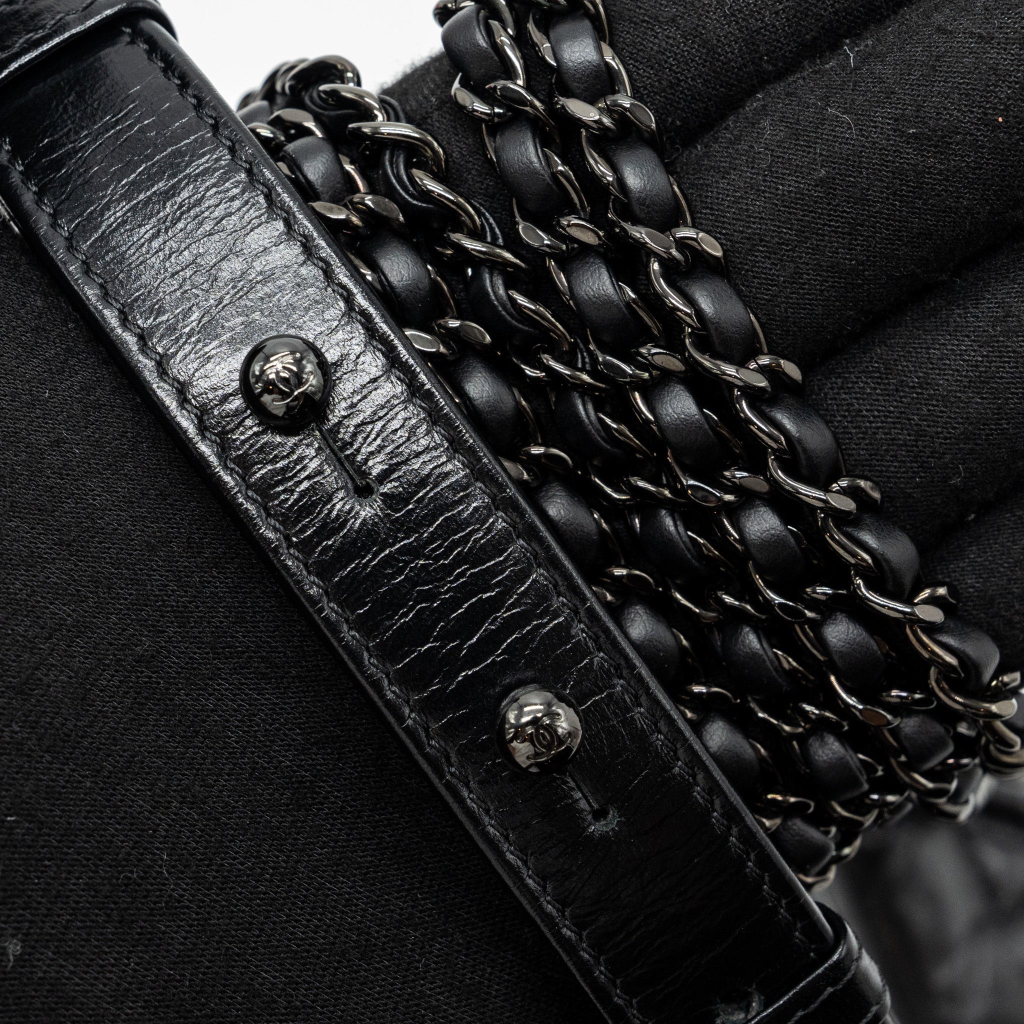 chanel-small-gabrielle-hobo-bag-chevron-aged-calfskin-so-black-copy