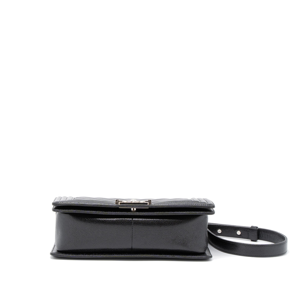 chanel-medium-boy-bag-caviar-black-shw