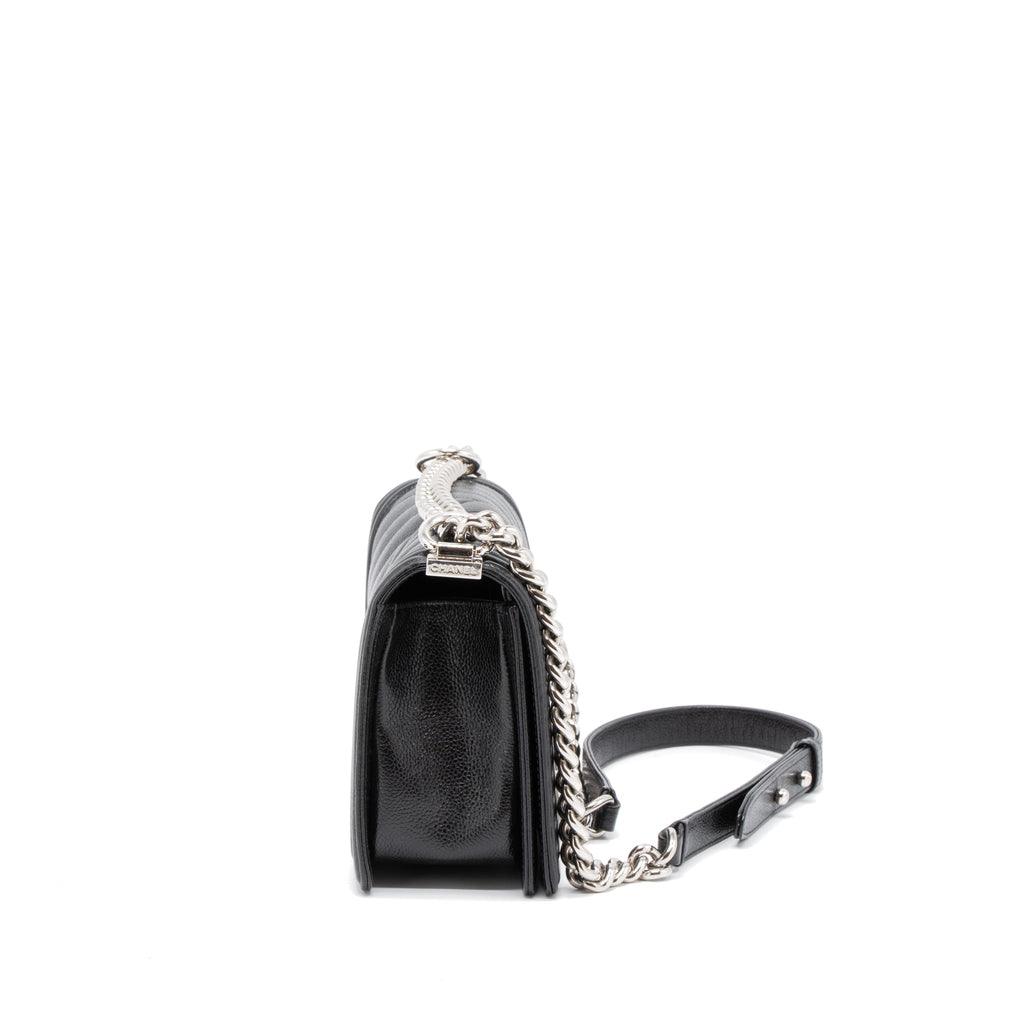 chanel-medium-boy-bag-caviar-black-shw