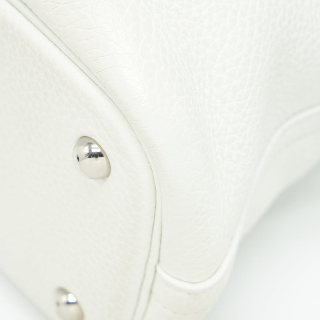 hermes-bolide-31-clemence-01-blanc-shw-stamp-square-p