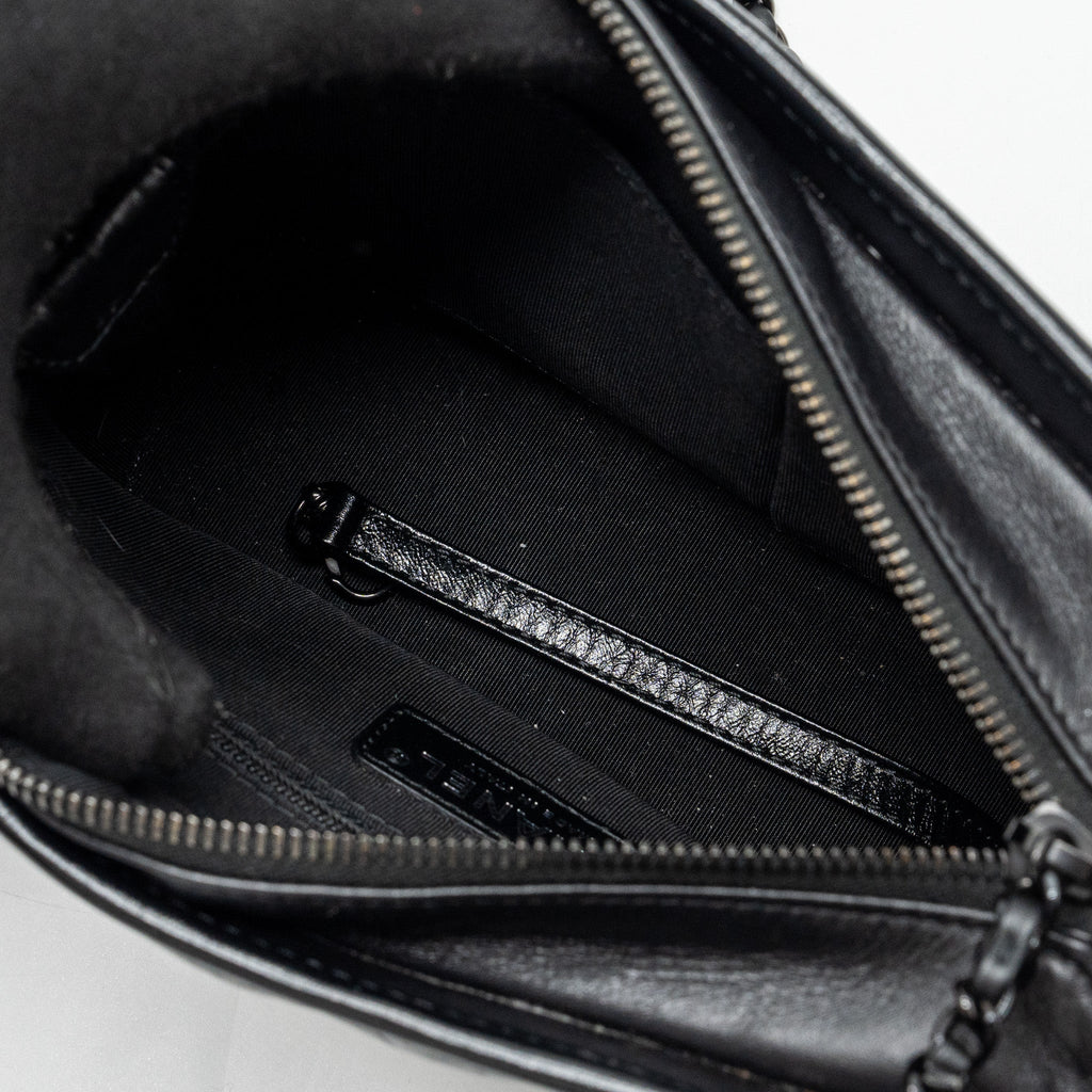 chanel-small-gabrielle-hobo-bag-chevron-aged-calfskin-so-black-copy