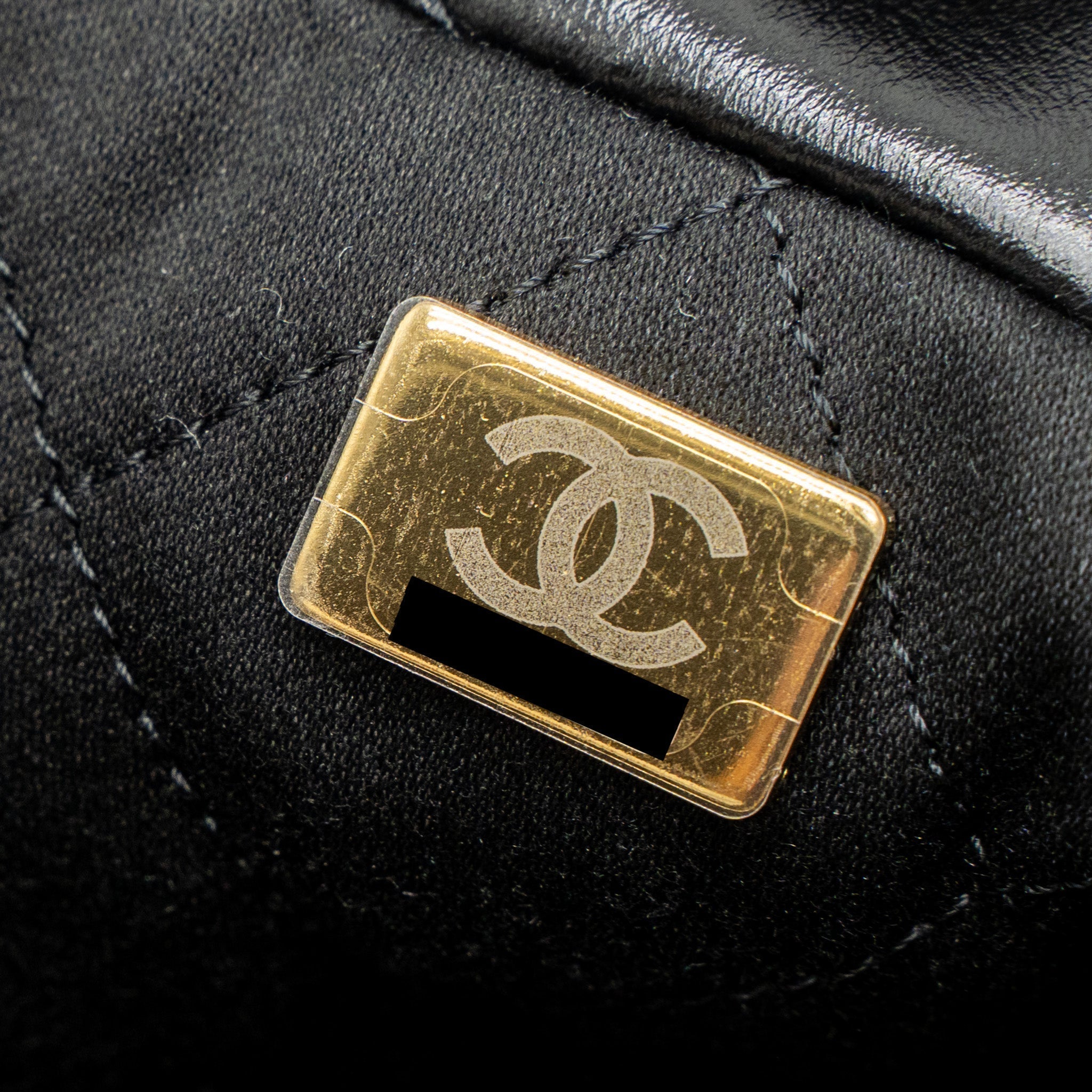 chanel-mini-22-bag-shiny-calfskin-black-brushed-ghw-microchip-1