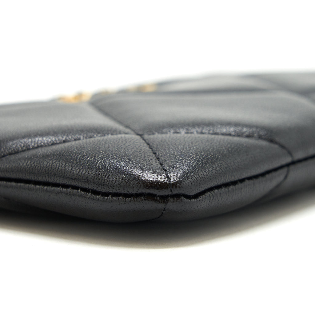 chanel-19-small-pouch-goatskin-black-ghw