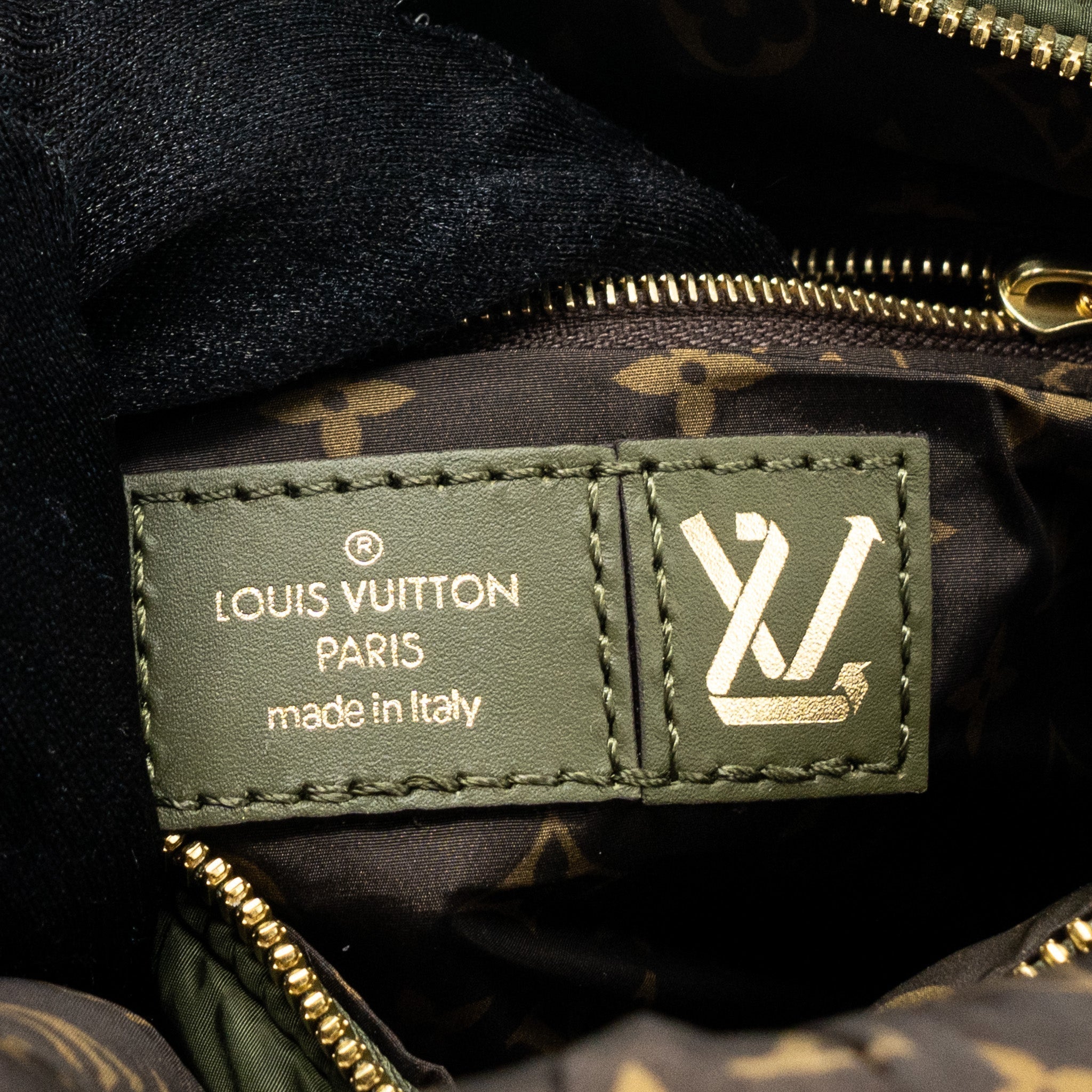 louis-vuitton-pillow-speedy-25-nylon-khaki-ghw