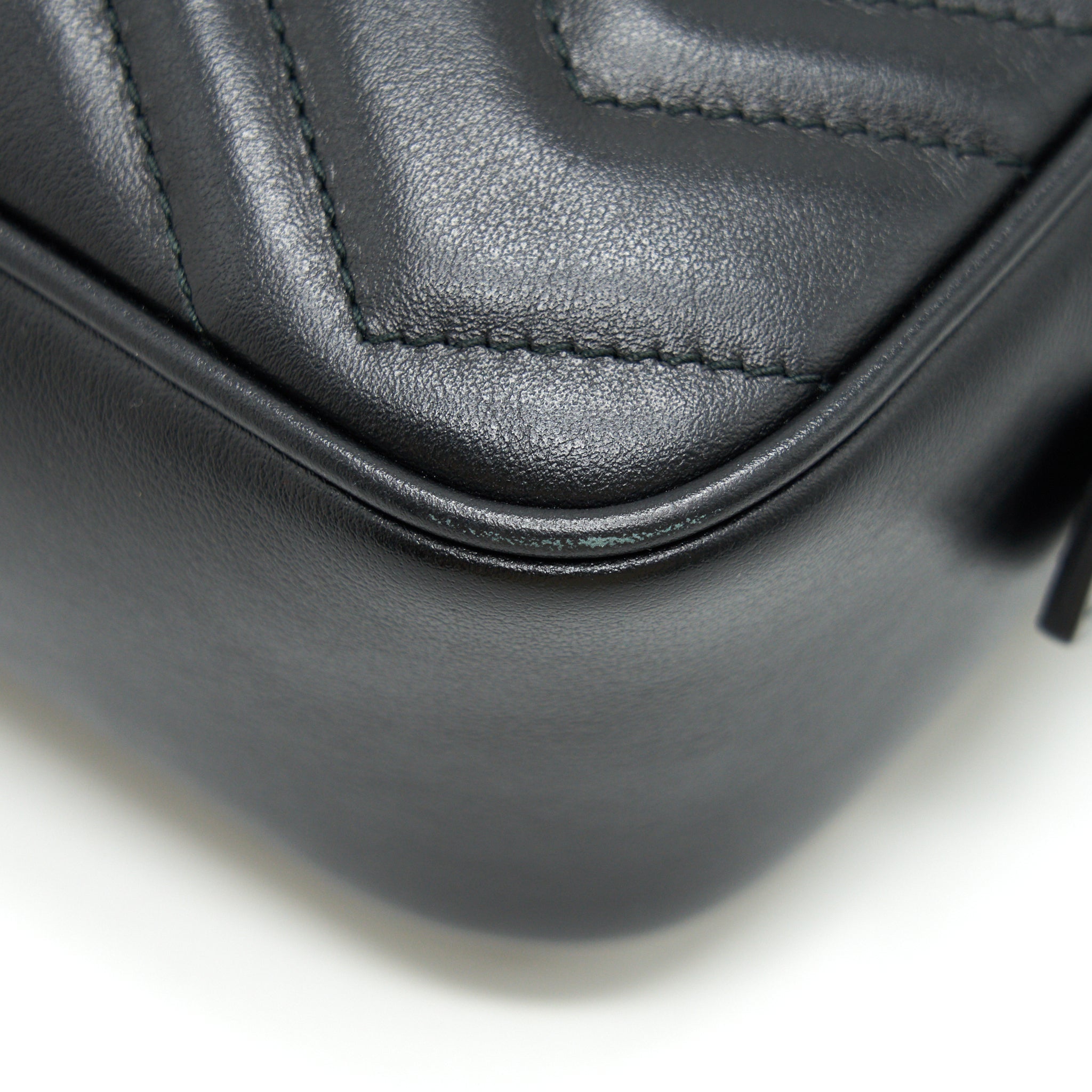 gucci-marmont-camera-bag-black