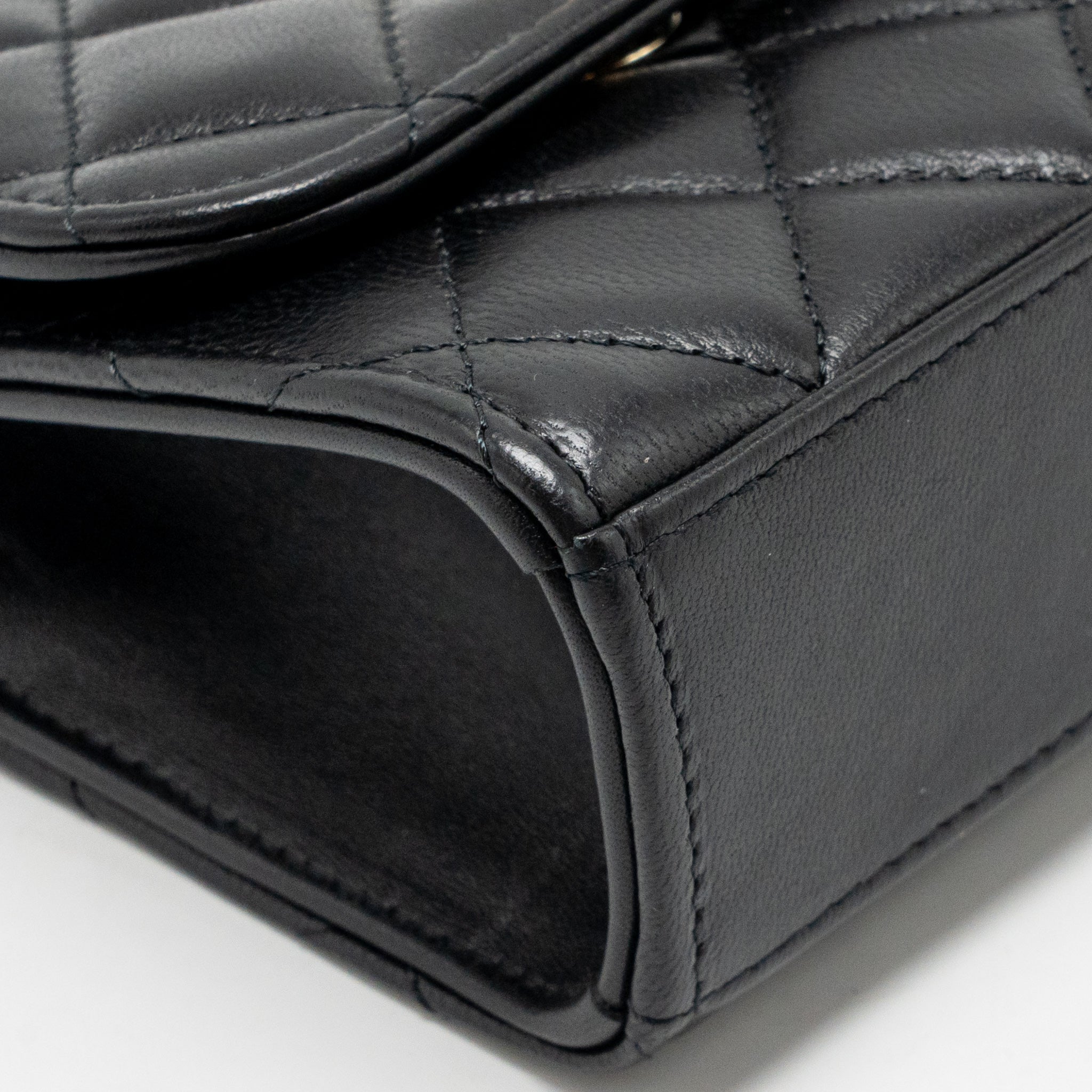 chanel-mini-trendy-cc-clutch-with-chain-lambskin-black-lghw