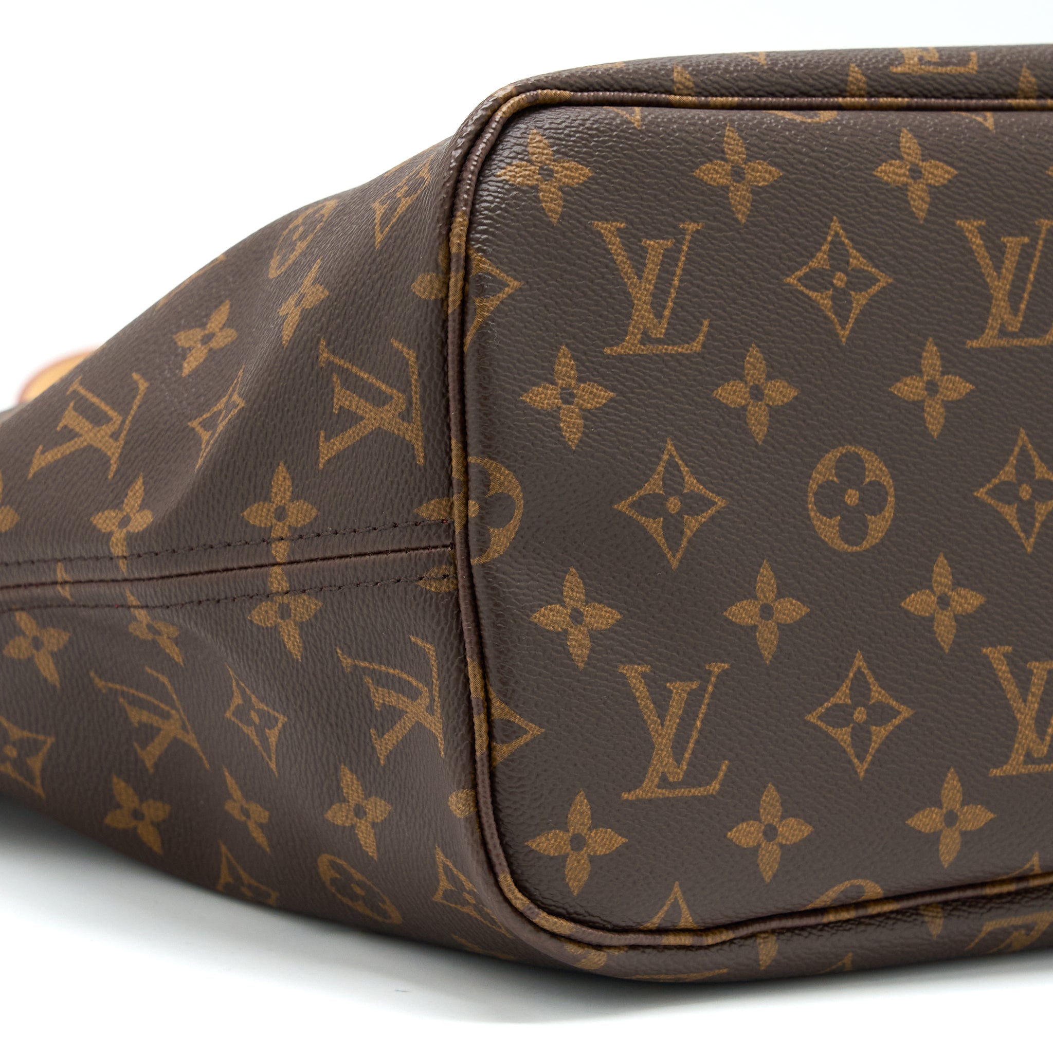 louis-vuitton-neverfull-mm-monogram-canvas-ghw-2