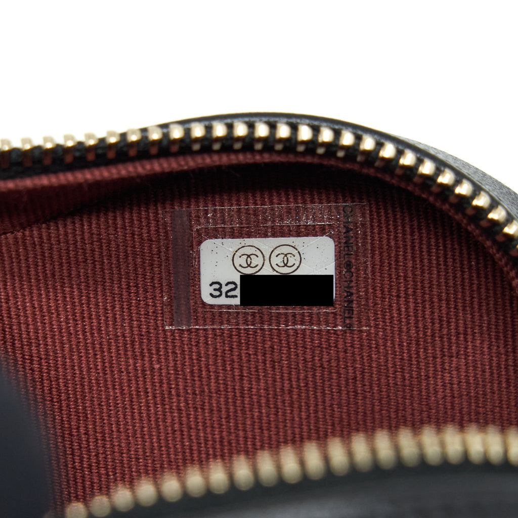 chanel-22s-small-heart-bag-lambskin-black-lghw-2