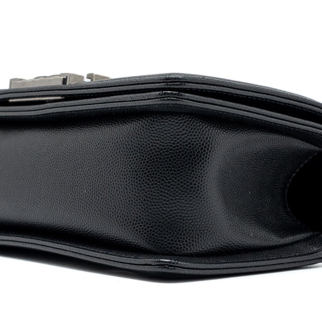 chanel-small-boy-bag-caviar-black-ruthenium-hardware-microchip-3