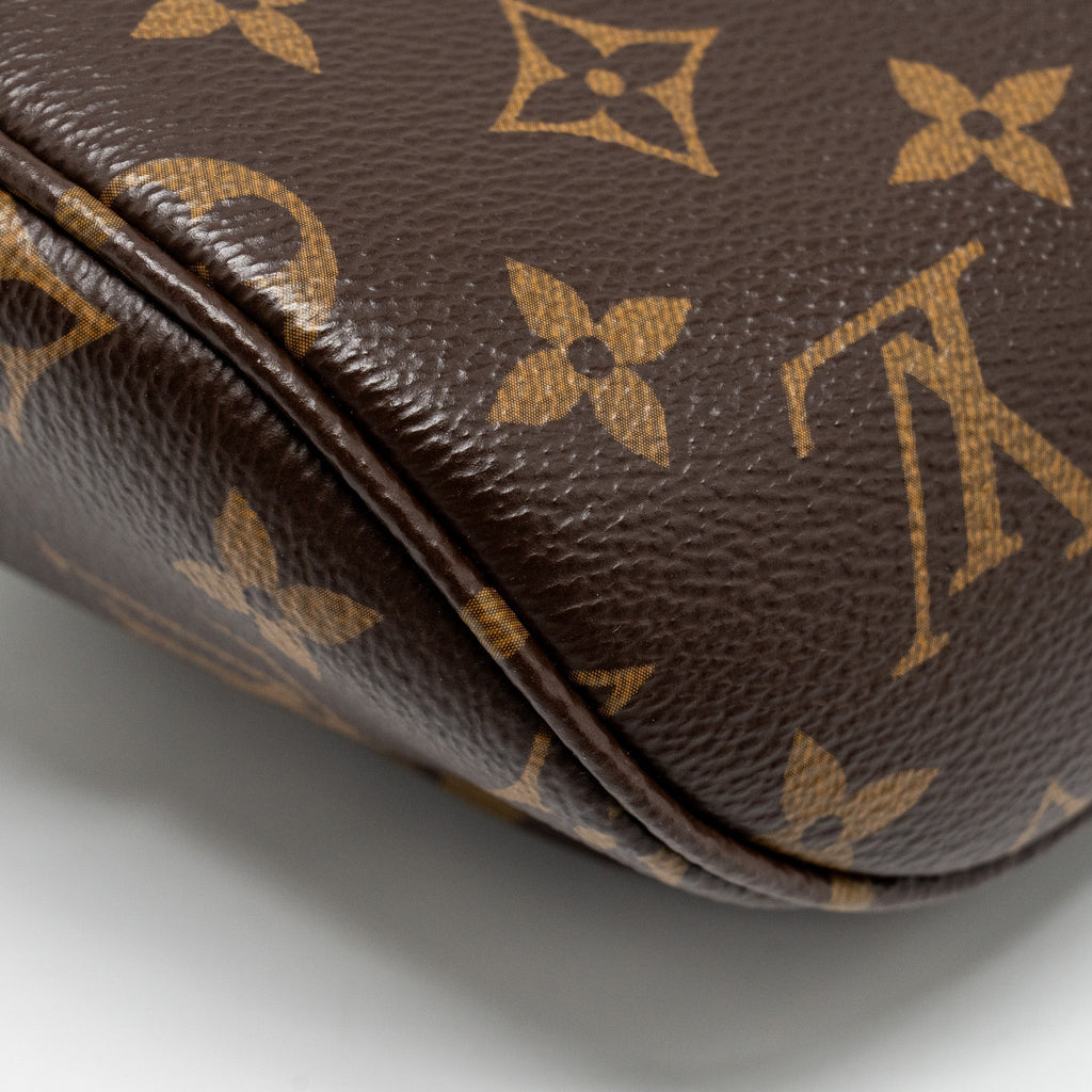 louis-vuitton-mini-bumbag-monogram-canvas-ghw