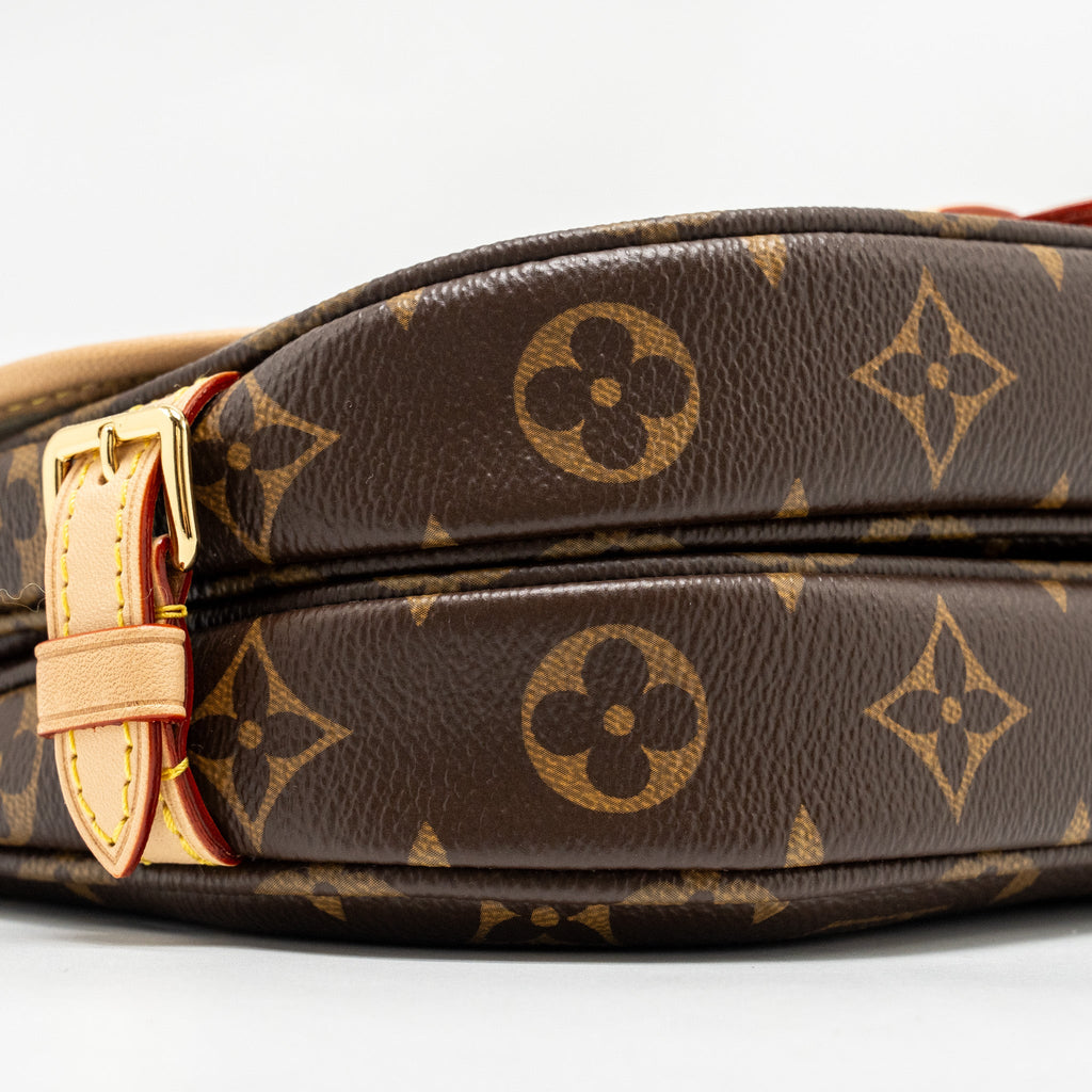 louis-vuitton-saumur-bb-monogram-canvas-ghw