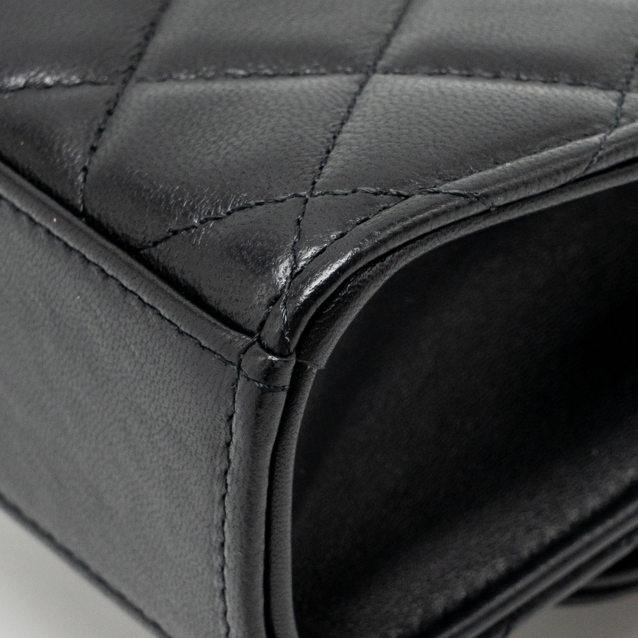 chanel-mini-trendy-cc-clutch-with-chain-lambskin-black-lghw